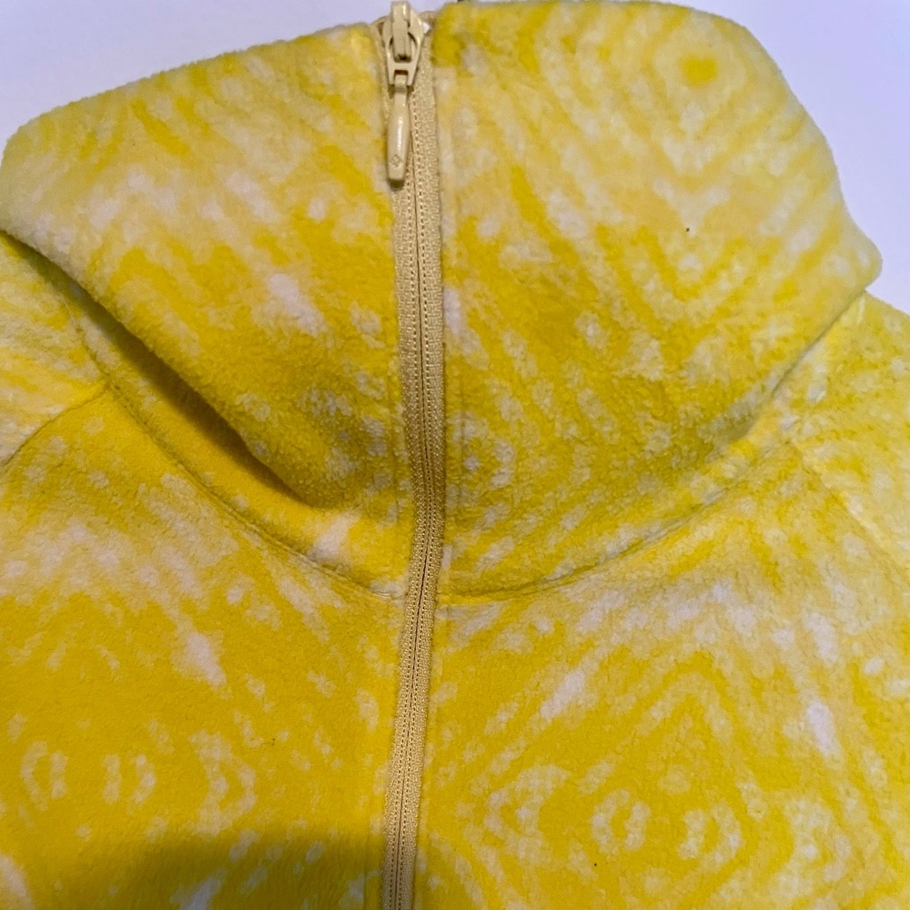 Columbia Pullover. - image 4